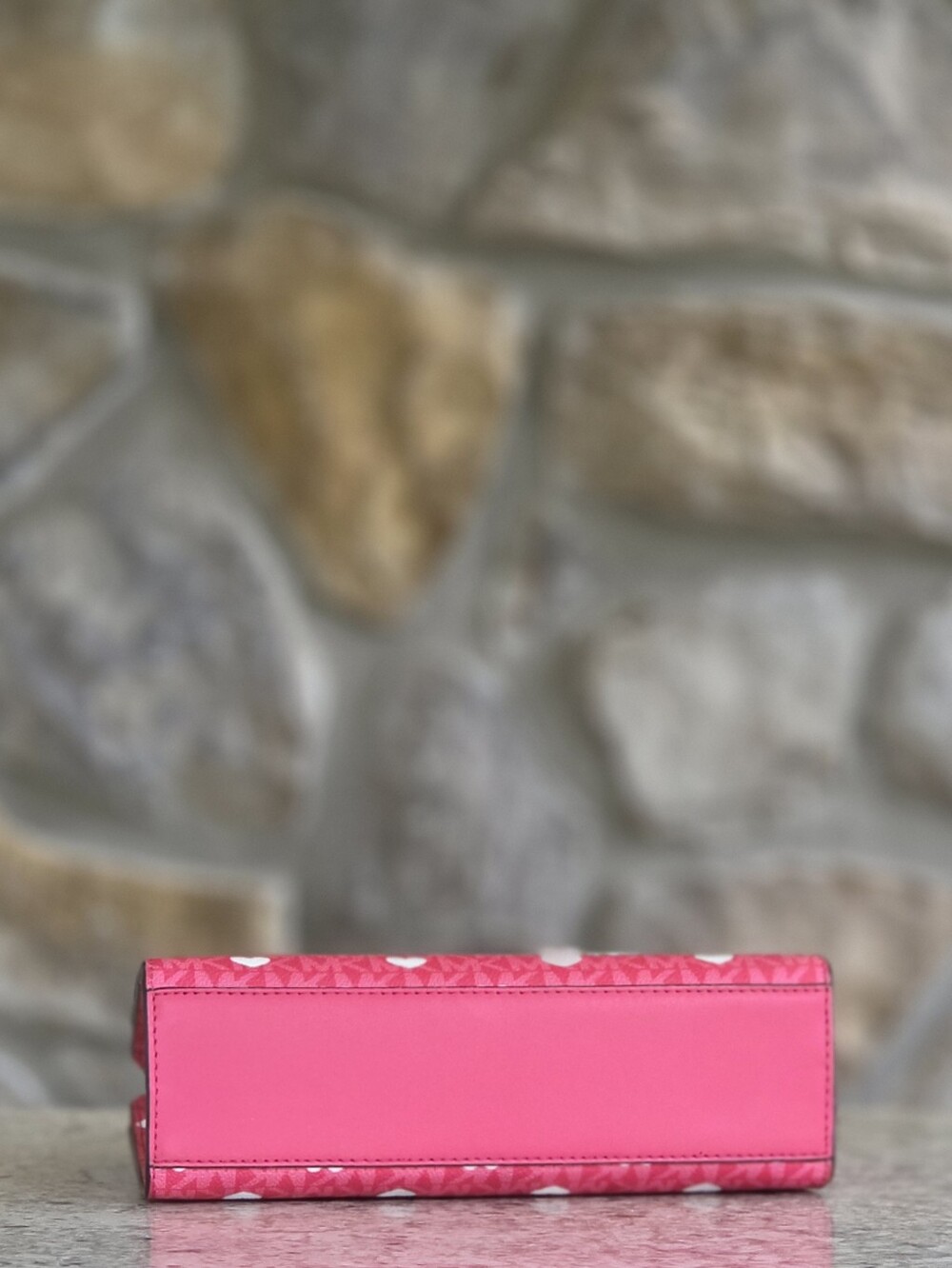 Michael Kors Sheila Small Pink Crossbody - Picture 4 of 9